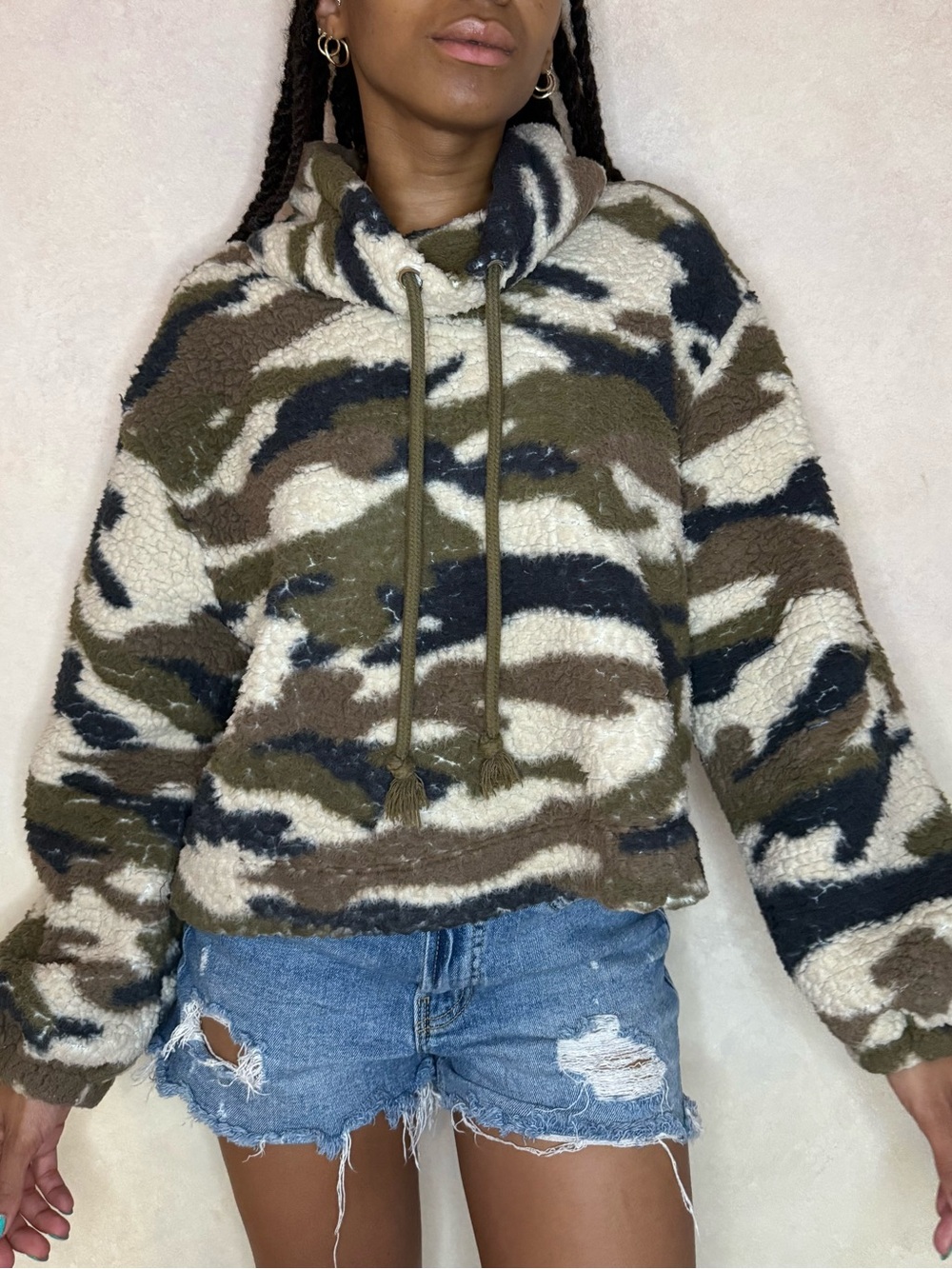 Wild Fable Cozy Camouflage Sherpa - Olive/Black/White
